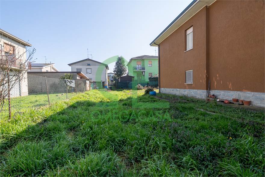 Photo 32
